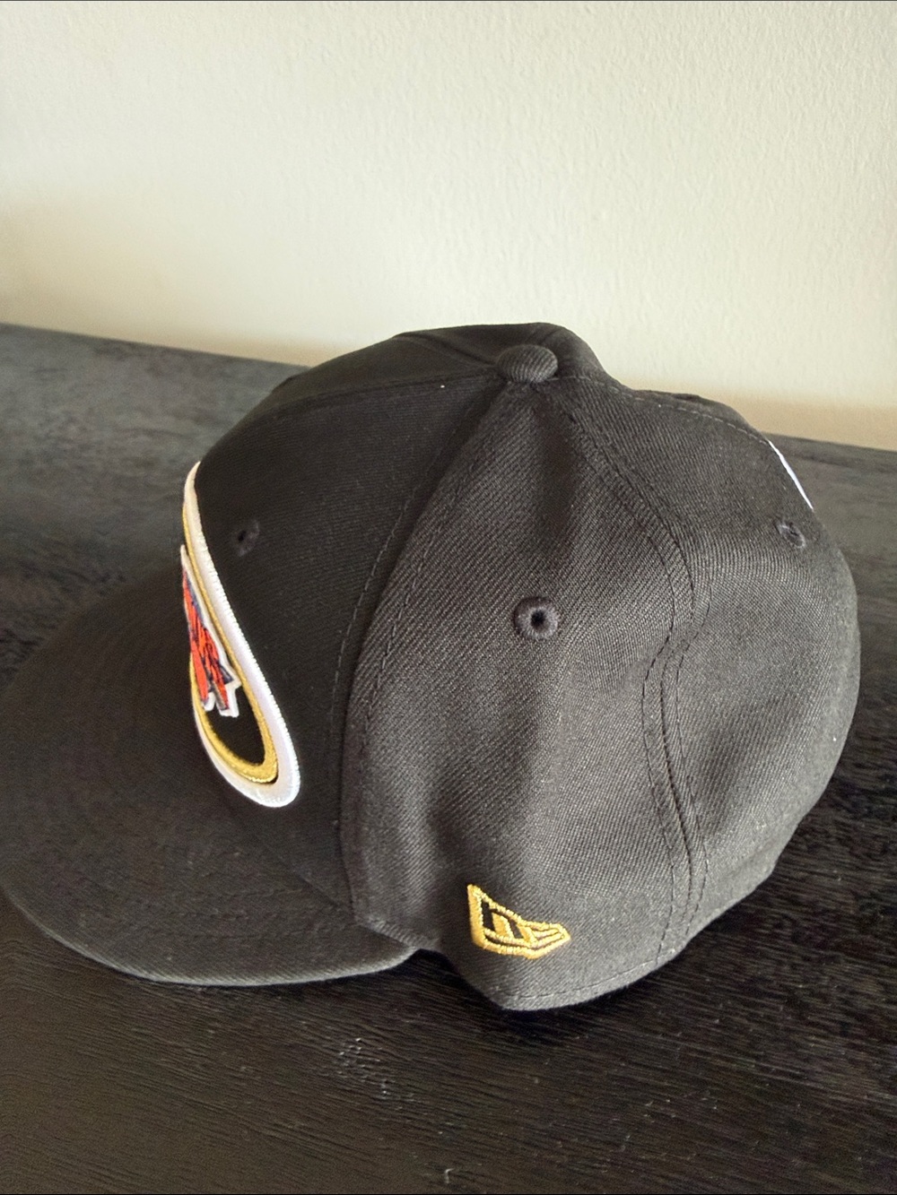 New Era Black Knicks 2026 NBA Finals Snapback - Picture 5 of 8